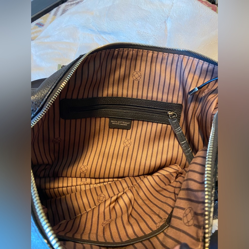 Dana Buchman brown leather shoulder/handbag NWT - Picture 3 of 6